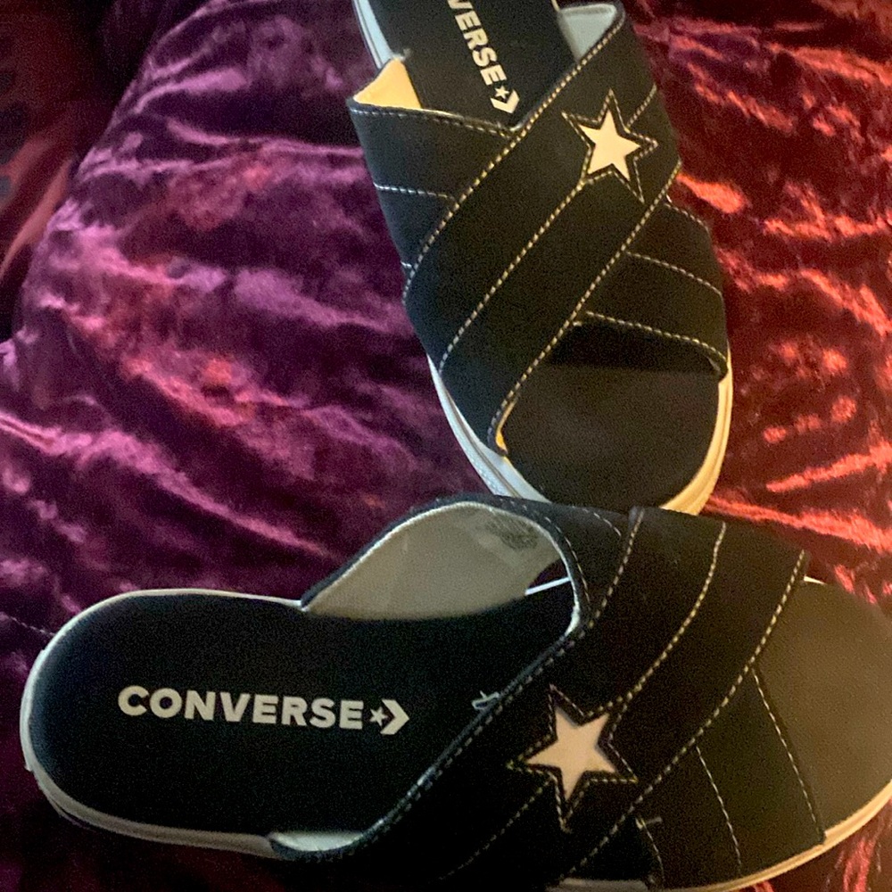 CONVERSE SLIDE KICKS⭐️